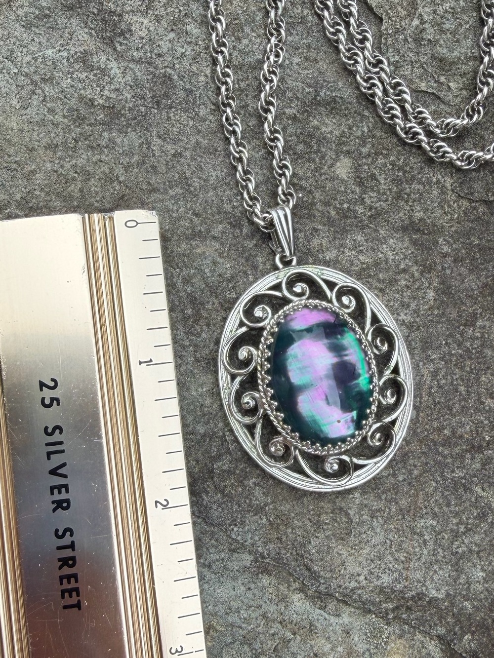 Vintage Whiting & Davis Iridescent Purple Green Silver Filigree Pendant Necklace - Picture 9 of 14